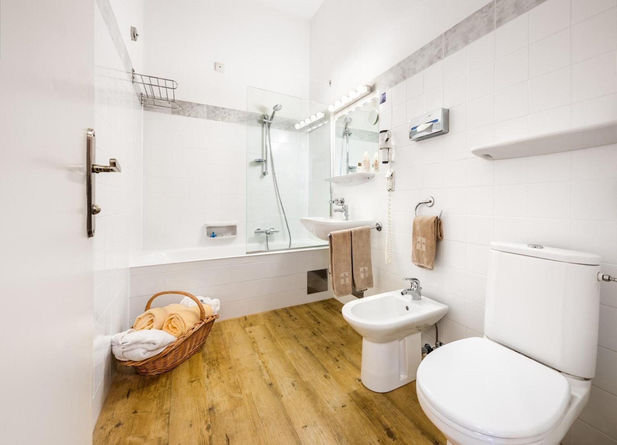 Das Gutenbrunn Thermen & Sporthotel バーデン 部屋 写真